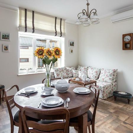 Cheerful Air Conditioned Apartment With Mezzanine And Parking - Old Town Krakow Luaran gambar