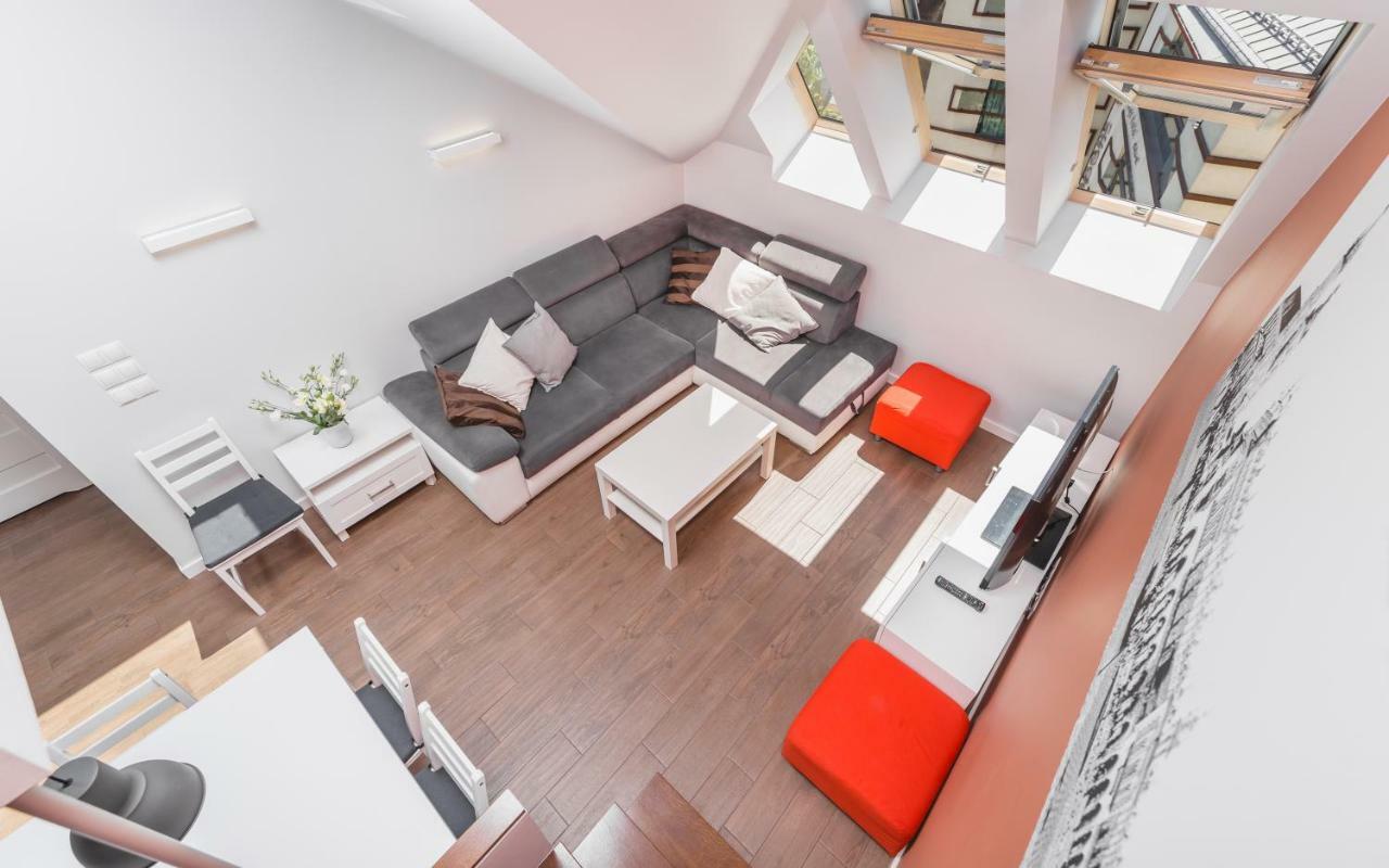 Cheerful Air Conditioned Apartment With Mezzanine And Parking - Old Town Krakow Luaran gambar