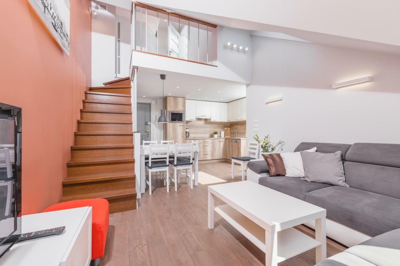 Cheerful Air Conditioned Apartment With Mezzanine And Parking - Old Town Krakow Luaran gambar