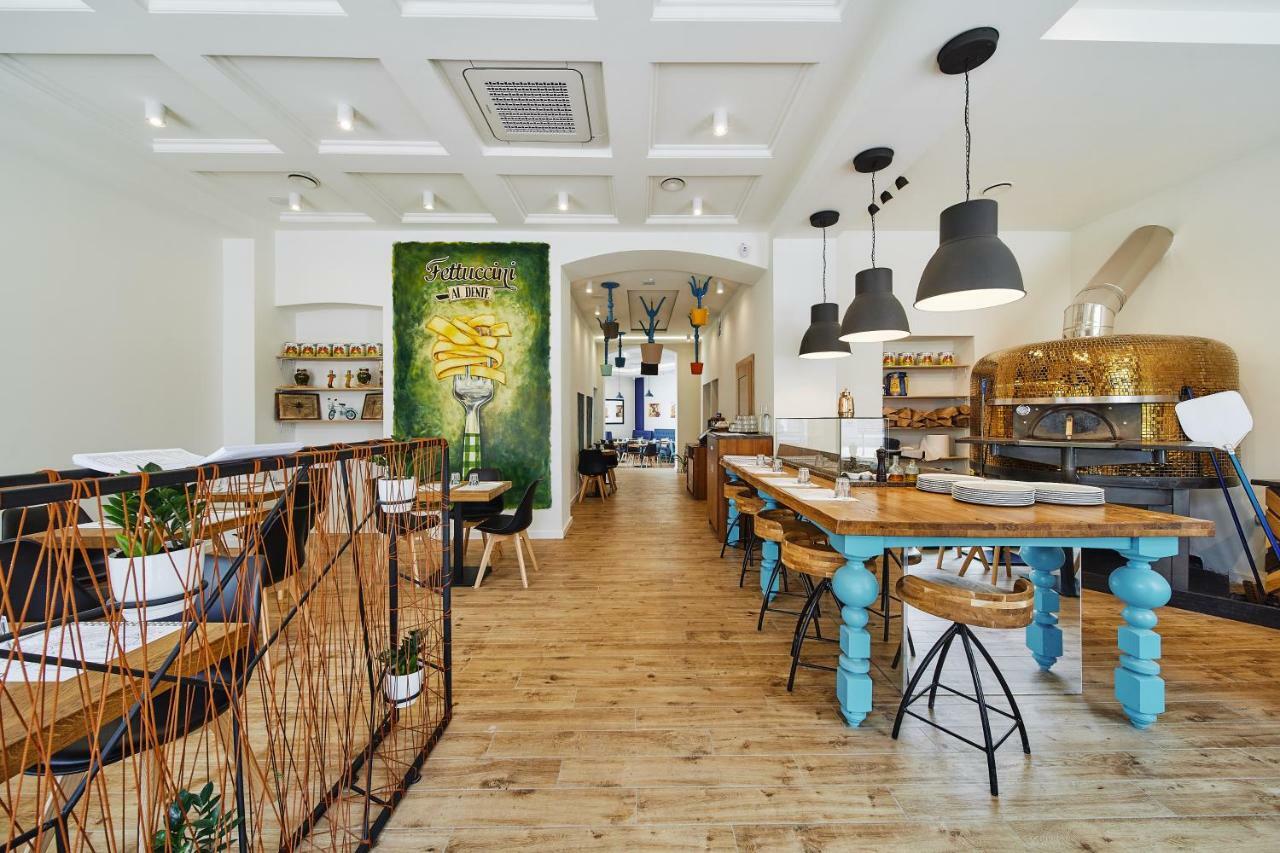 Cheerful Air Conditioned Apartment With Mezzanine And Parking - Old Town Krakow Luaran gambar