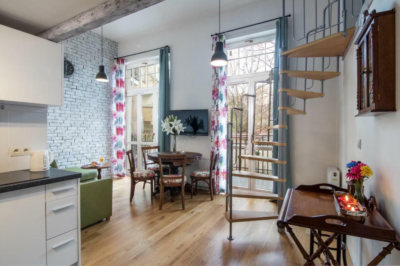 Cheerful Air Conditioned Apartment With Mezzanine And Parking - Old Town Krakow Luaran gambar