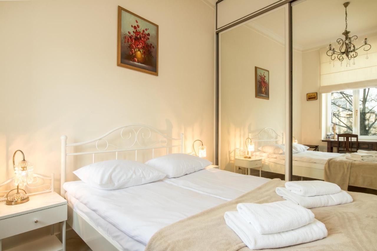 Cheerful Air Conditioned Apartment With Mezzanine And Parking - Old Town Krakow Luaran gambar